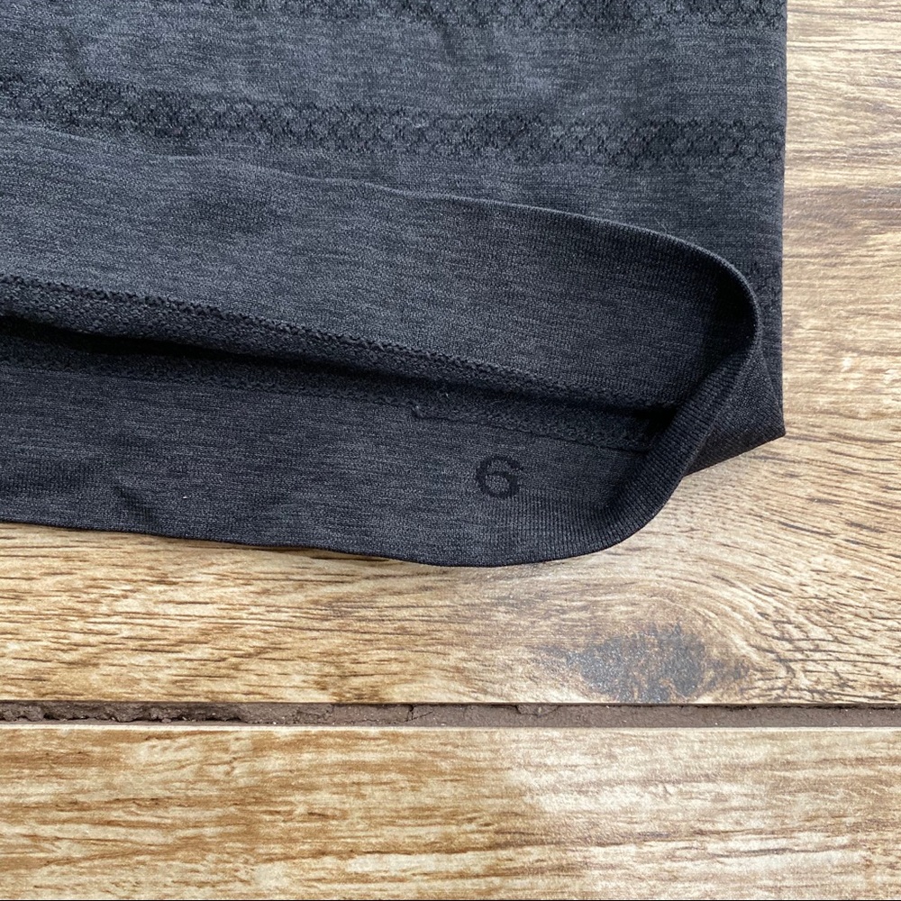 Lululemon Ebb and Flow Racerback Tank Size 6 Black - Picture 6 of 8